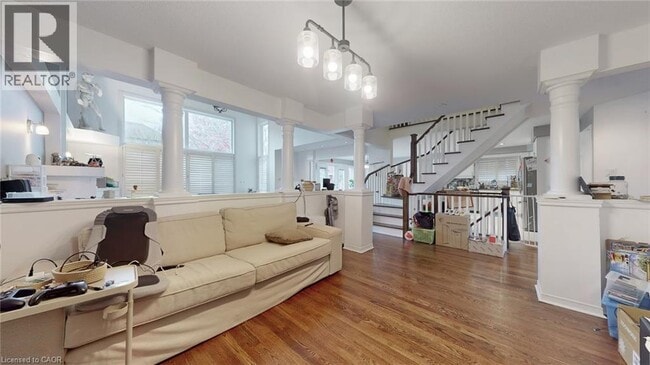 Photo du bâtiment - 219 Kitty Murray Ln