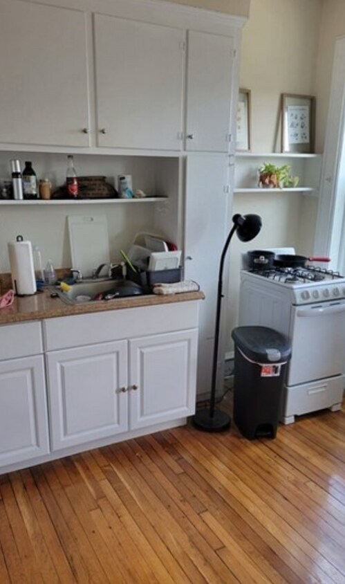 Foto del edificio - 10 Park Vale Ave