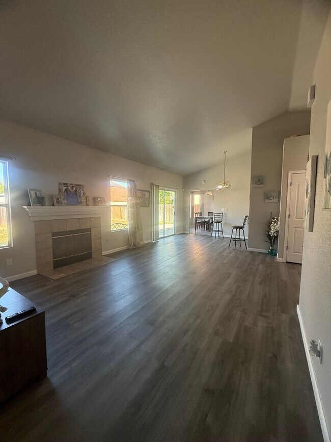 Foto del edificio - Coming Soon