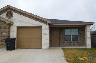Building Photo - 4403 Cambridge Dr