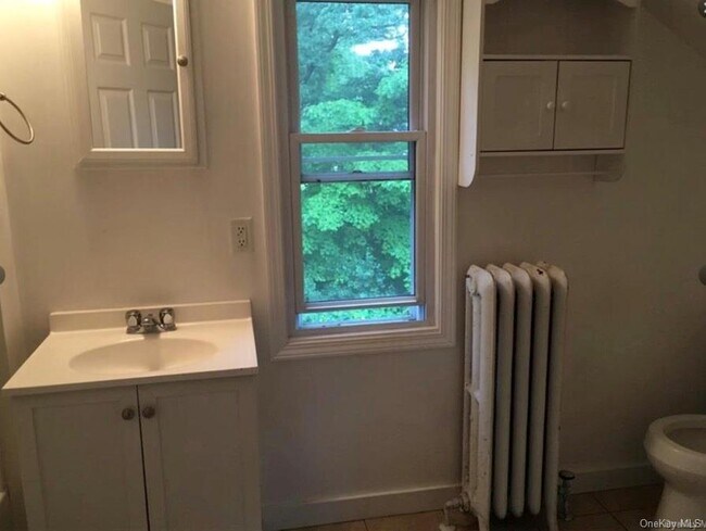 Foto del edificio - 1 Waring Rd