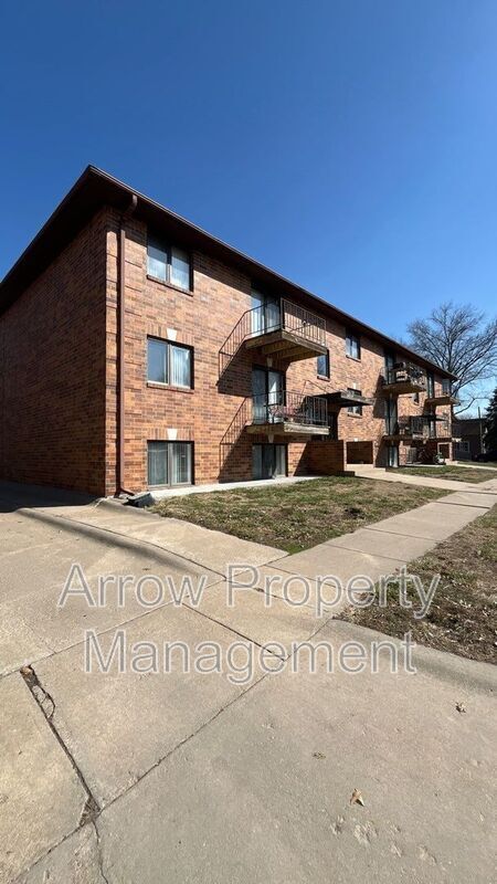 Building Photo - 510 N 4th St