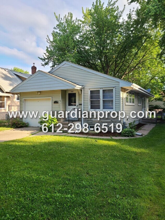 Foto principal - Updated House Near Hamline Available Septe...