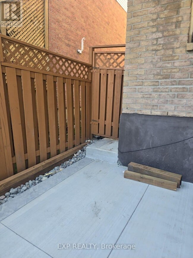 Building Photo - 2113 Theoden Ct