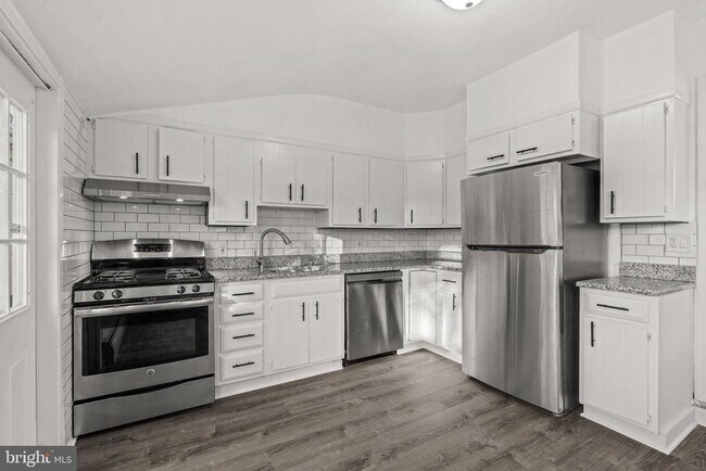 Foto del edificio - 316 Parsons Ave