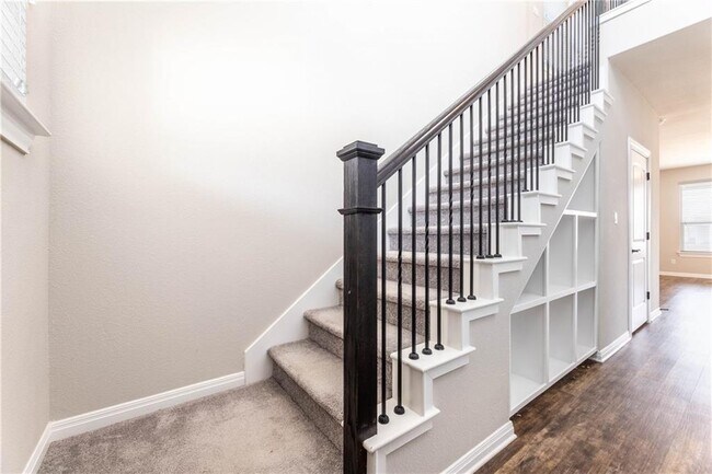 Foto del edificio - 5413 Traviston Dr