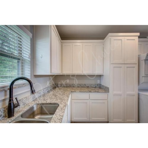 Building Photo - 709 Maple St