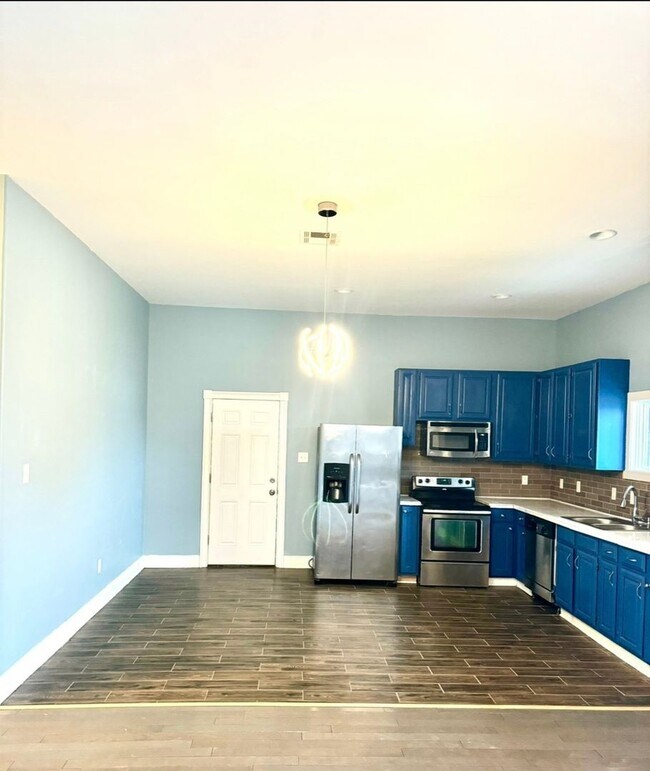 Foto del edificio - Charming 4BR House in New Orleans