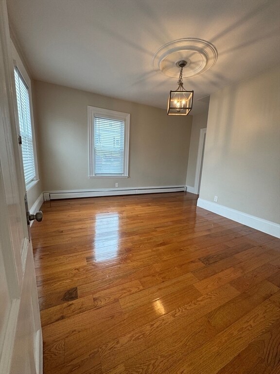 Primary Photo - 31 Cabot St
