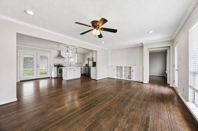 Building Photo - 4509 Libbey Dr