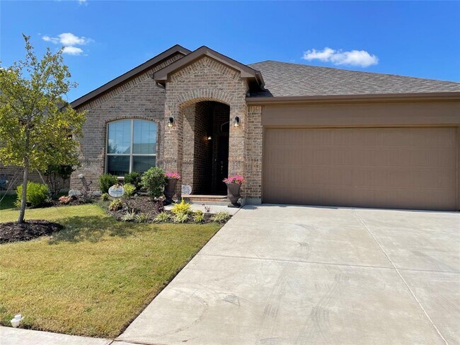 Foto del edificio - 1008 Madelia Ave