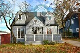 Foto principal - Central Norman 3 Bed 3 Bath MOVE IN SPECIA...