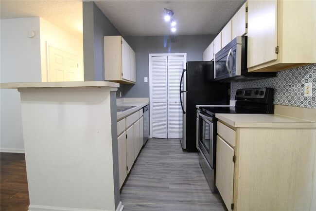 Foto del edificio - 4348 S Kirkman Rd