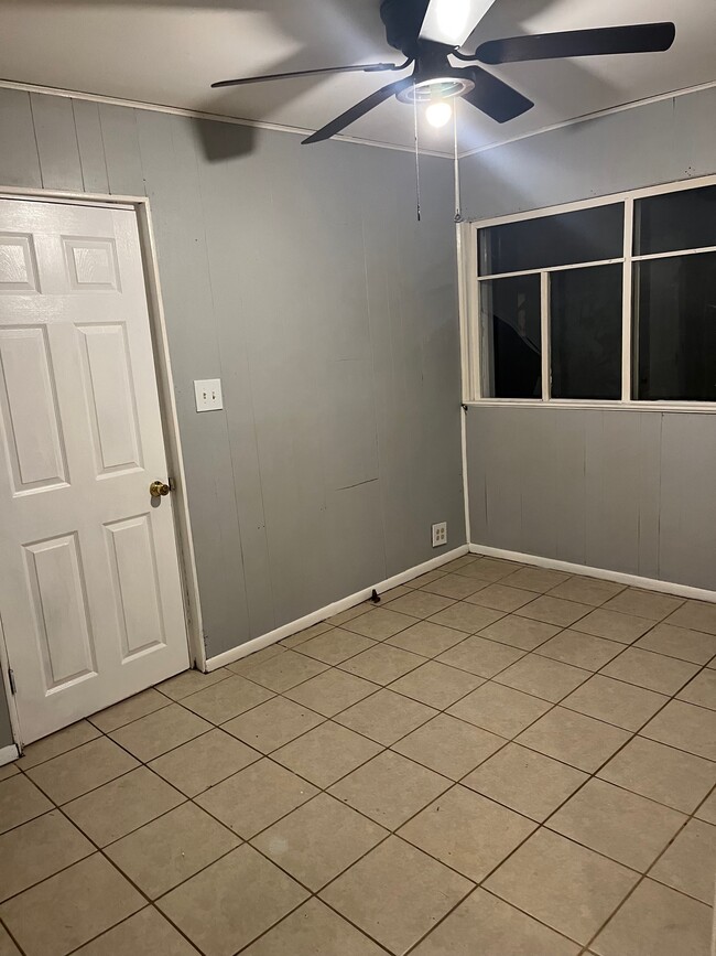 Foto del edificio - 1917 N 8th St