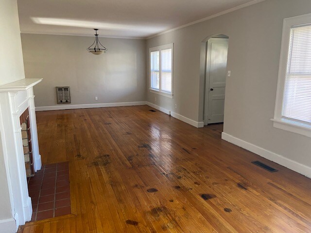 Foto del edificio - 1810 Jordan Ave