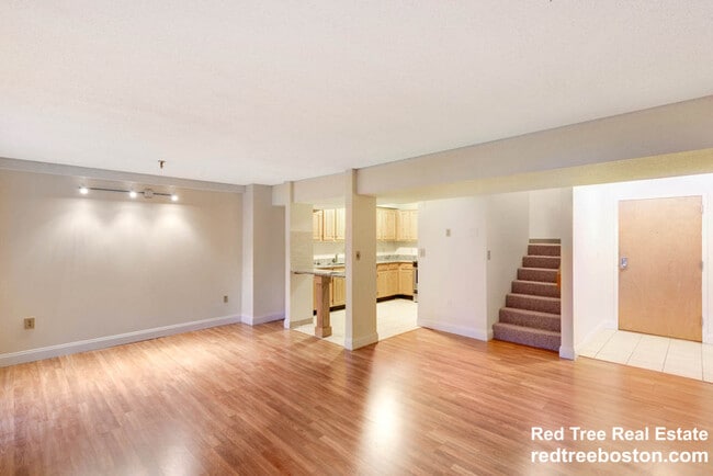 Photo - 1079 Commonwealth Ave Apartment