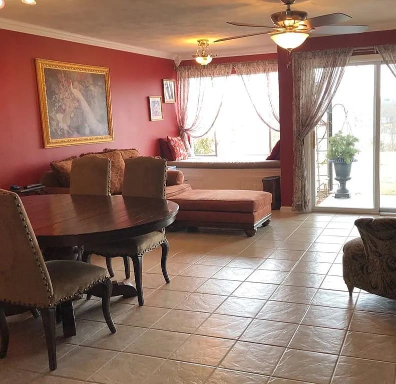 Photo - 100 Merrimack Ave (Dracut, MA)