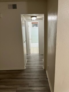 Foto del edificio - 5041 Ave L-14