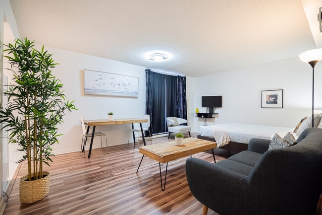 Building Photo - 1206 Rue Sanguinet