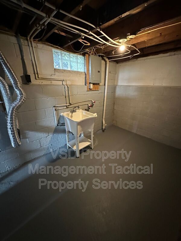 Building Photo - 21516 Watson Rd