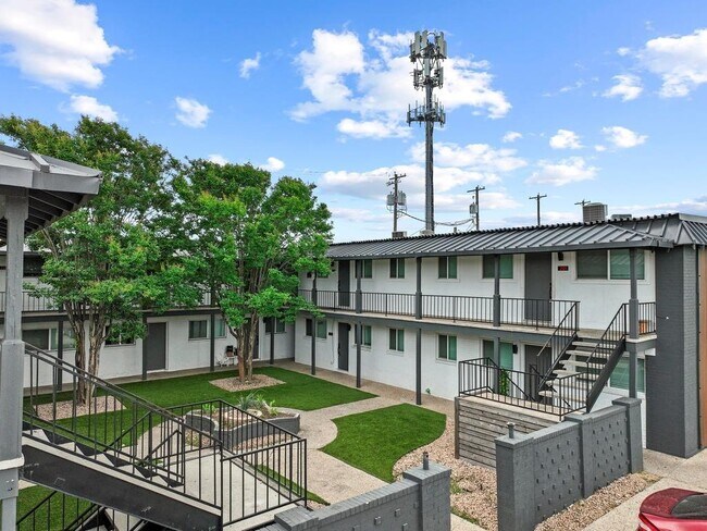 Building Photo - 7929 Gault St