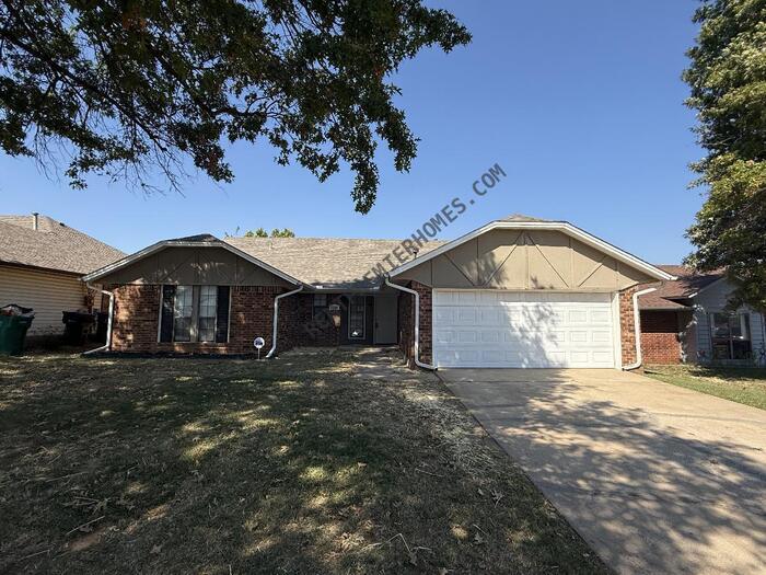 Photo - 11609 Southwest 4th St. Yukon, OK 73099