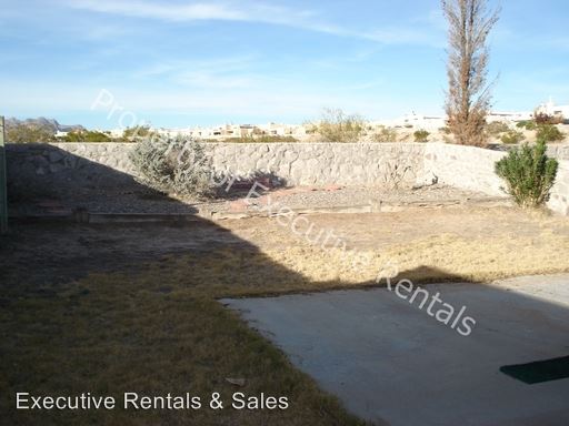 Foto del edificio - 2005 Pinetrail St