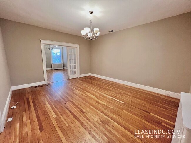 Foto del edificio - 1323 Randolph St NW