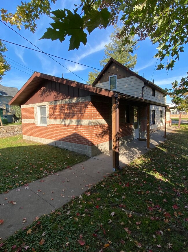 Exterior Back - 819 8th Ave S