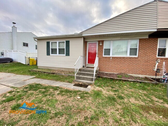 Foto del edificio - 7952 Tick Neck Rd
