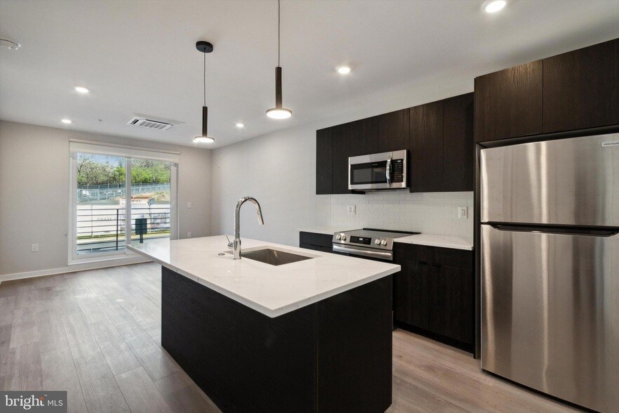 Photo - 3449 Scotts Lane Unit A305