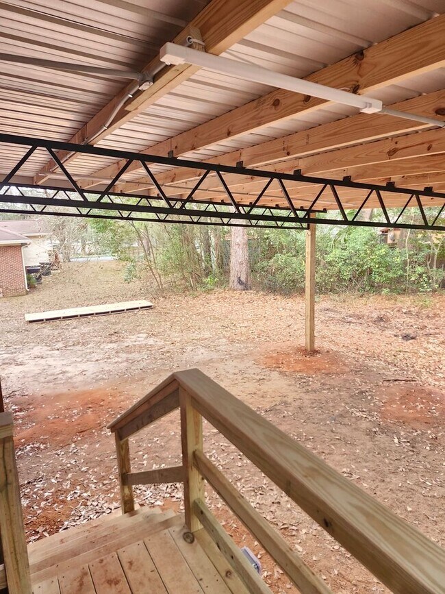 Foto del edificio - Remodeled FAMCEE Home