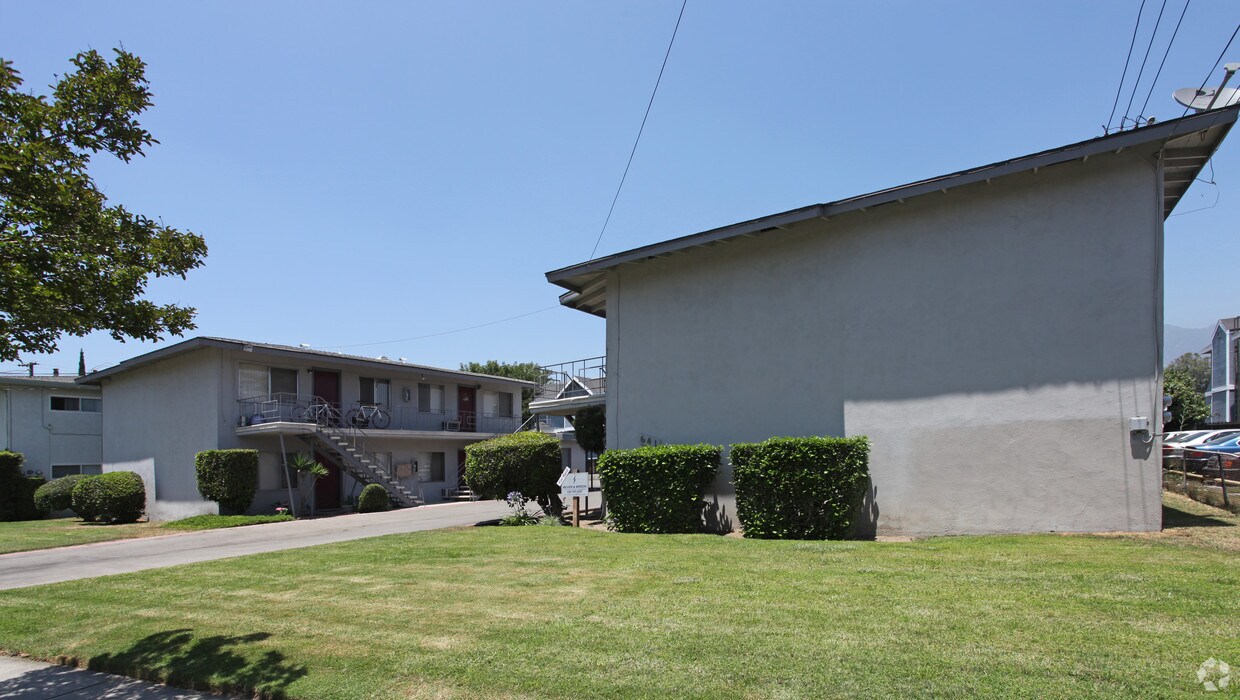 Foto del edificio - 641-645 Duarte Rd