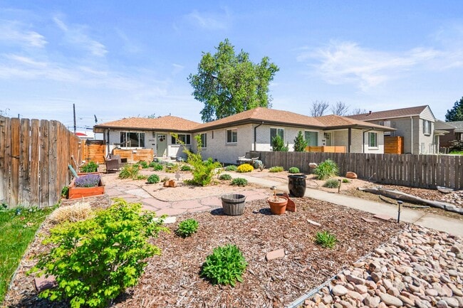 Foto del edificio - 2Bed/1bath beautiful Home close to City Park