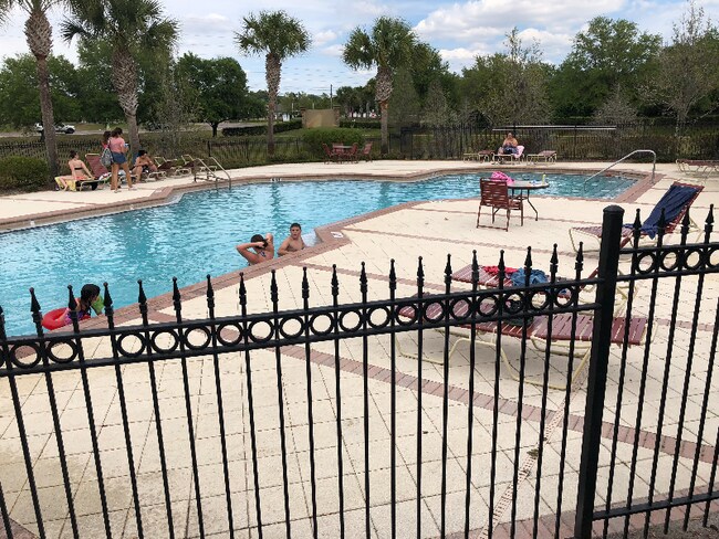 Foto del edificio - 36027 Deer Creek Dr