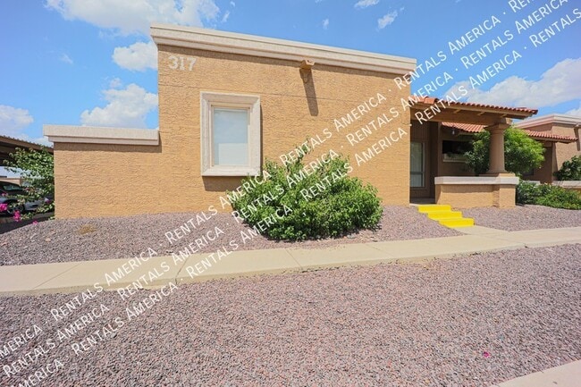 Building Photo - 317 W Hononegh Dr