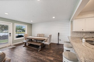 Building Photo - 3203 Poe Dr