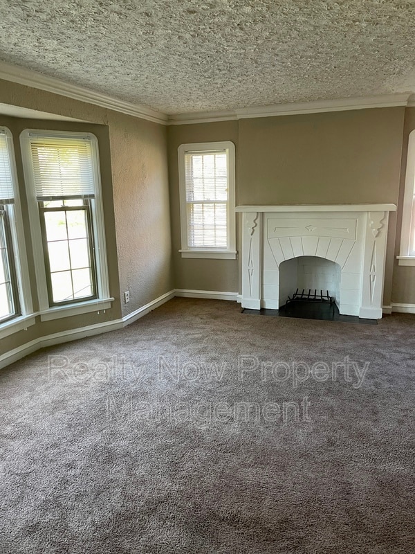 3553 Normandy Rd, Shaker Heights, OH 44120 Condo for Rent in Shaker