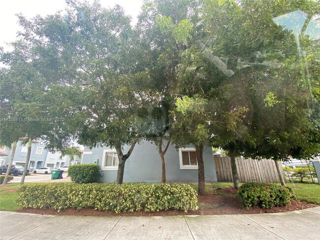 Foto del edificio - 4436 SW 163rd Psge  4436 Miami Fl 33185