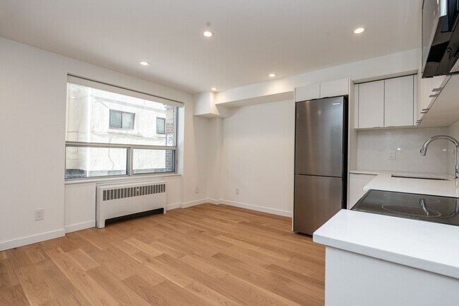 Photo du bâtiment - 99 Tyndall Ave