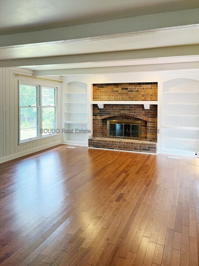 Foto del edificio - 12306 Pawnee Ln