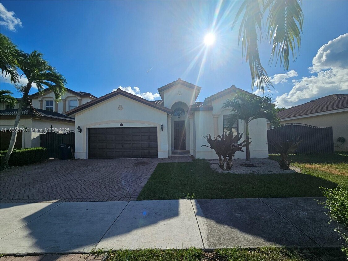 Foto principal - 5450 SW 165th Ct