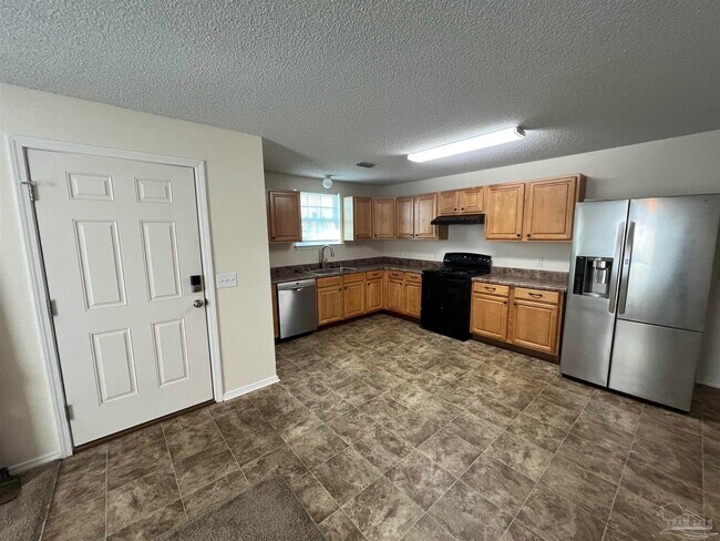 Foto del edificio - 8921 Camshire Cir