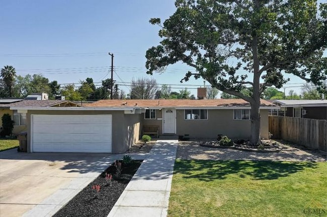 Building Photo - 132 Morrison St