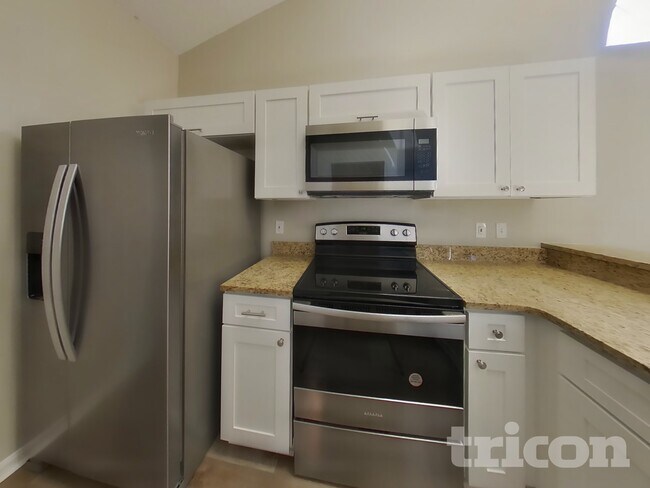 Foto del edificio - 1623 Chatham Cir