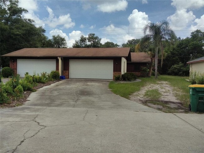 Building Photo - 717 Wright Ct