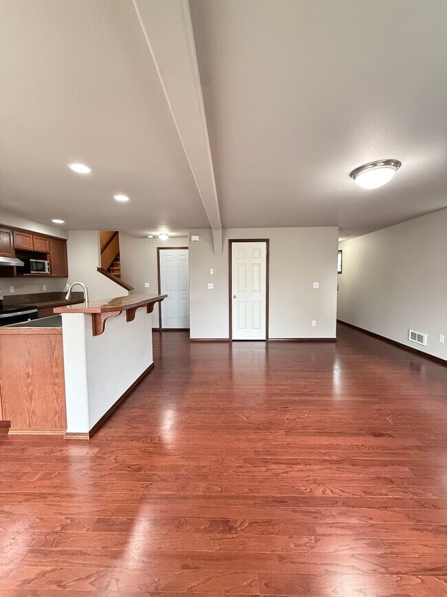 Foto del edificio - Modern 3BR/2.5BTH Home For Rent in Prime Marysville Location