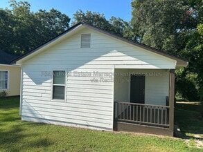 Building Photo - 1240 Ellis Rd
