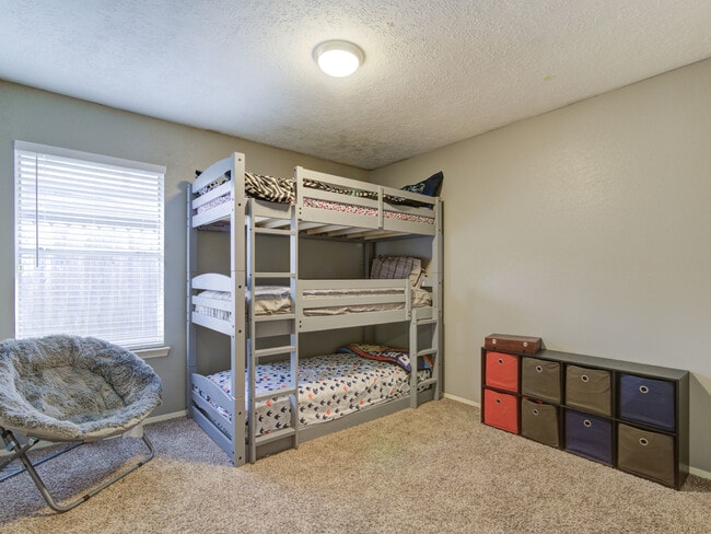 bedroom 4 - 10941 Dogwood Dr