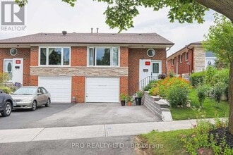 Building Photo - 52 Dellbrook Crescent